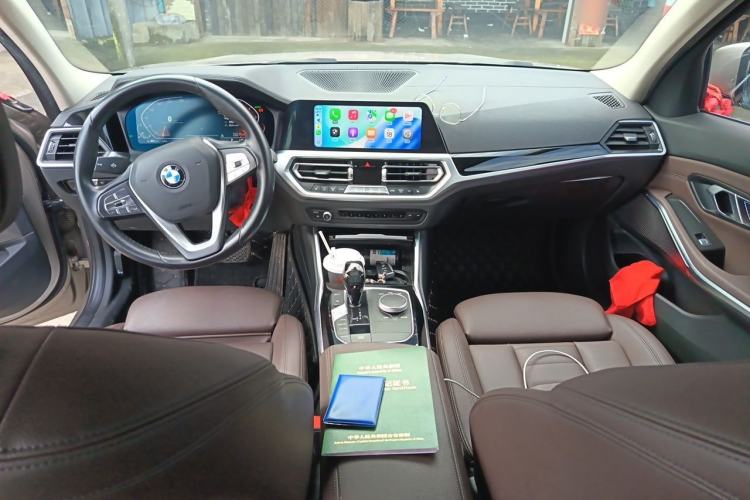 Used BMW 3 Series 2020 325Li First Edition Center Console