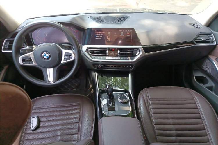 Used BMW 3 Series 2020 320Li M Sport Package Center Console