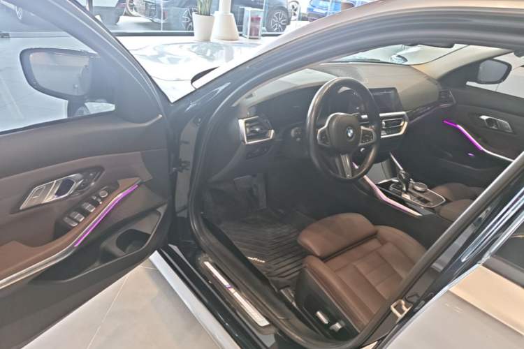 Used BMW 3 Series 2020 320Li M Sport Package Driver Seat