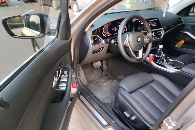Used BMW 3 Series 2020 325Li First Edition Driver Seat