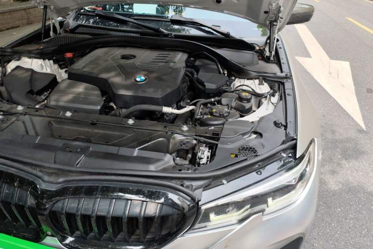 Used BMW 3 Series 2020 Restyled 325i M Sport Night Edition Package Engine Bay Left