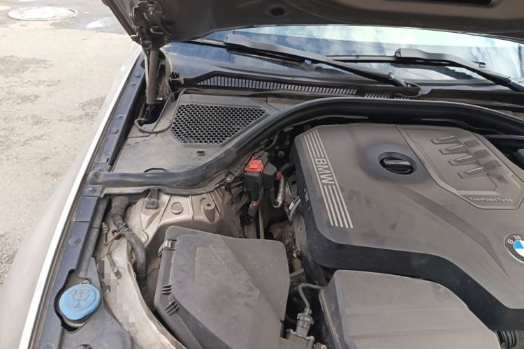 Used BMW 3 Series 2020 325Li First Edition Engine Bay Right
