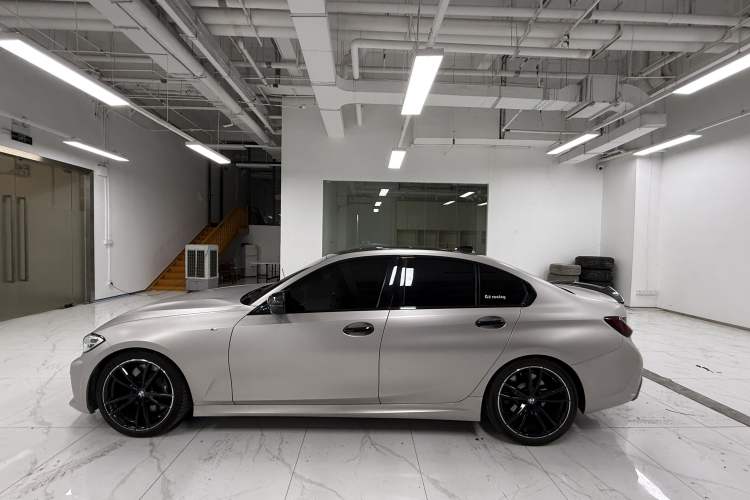 Used BMW 3 Series 2020 330i M Sport Night Edition Exterior 1