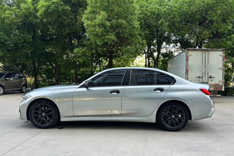 Used BMW 3 Series 2020 Restyled 325i M Sport Night Edition Package Exterior 2