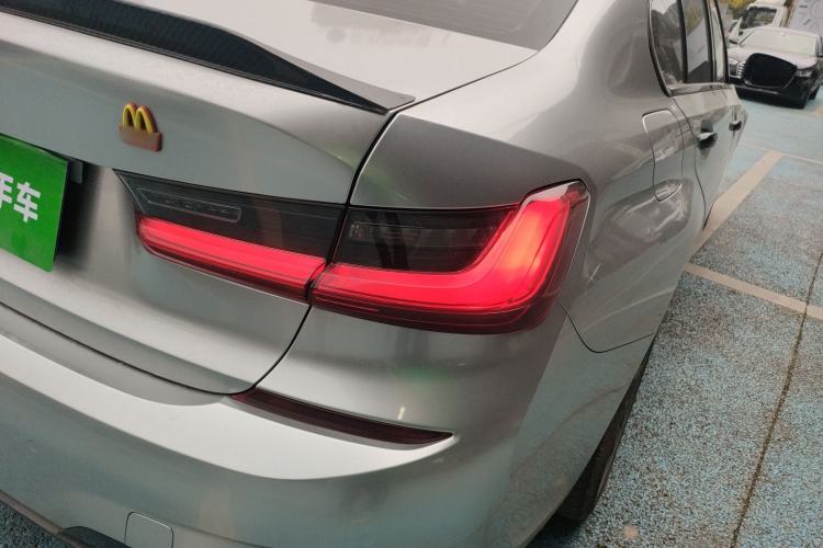 Used BMW 3 Series 2020 Restyled 325i M Sport Night Edition Package Exterior 3