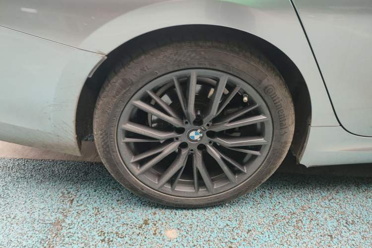 Used BMW 3 Series 2020 Restyled 325i M Sport Night Edition Package Exterior 5