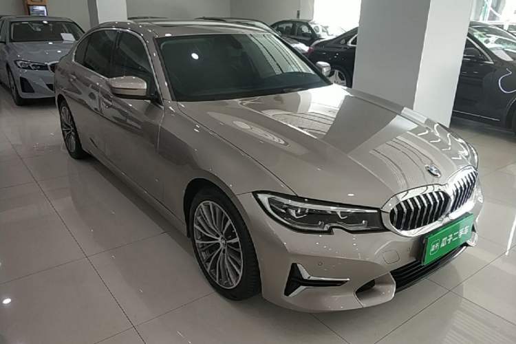 Used BMW 3 Series 2020 325Li First Edition Front Right 45 Deg