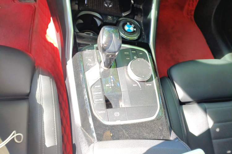 Used BMW 3 Series 2020 325Li First Edition Gear Lever