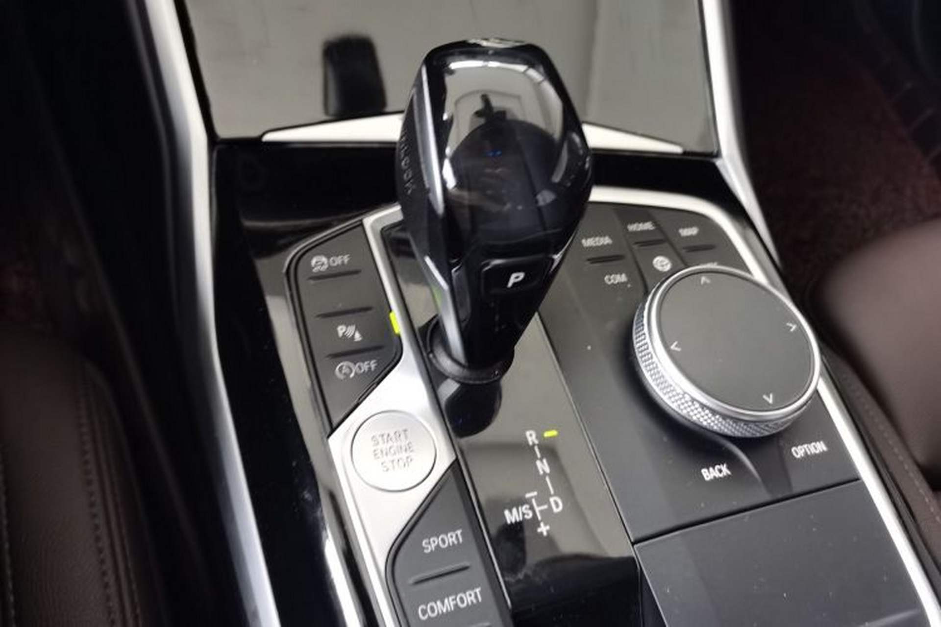 Used BMW 3 Series 2020 325Li First Edition Gear Lever