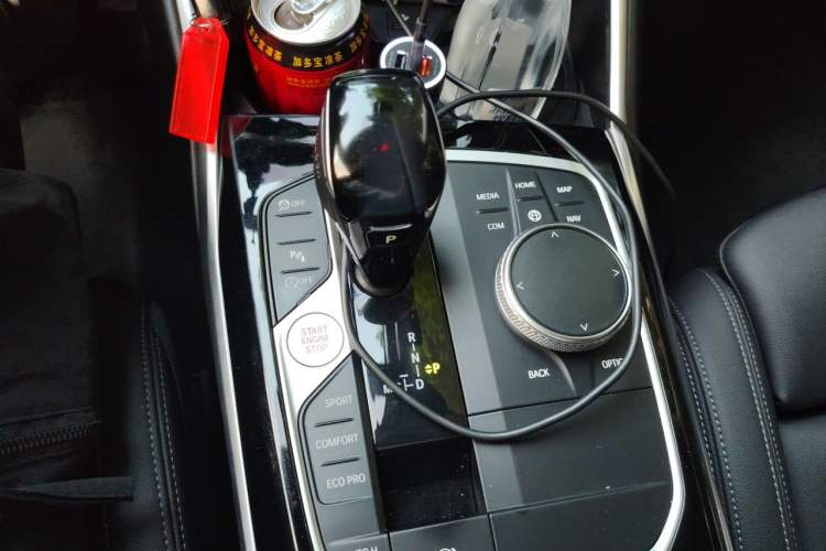 Used BMW 3 Series 2020 325Li First Edition Gear Lever