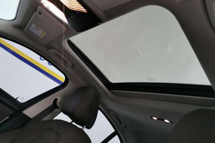 Used BMW 3 Series 2020 Restyled 325i M Sport Night Edition Package Headliner