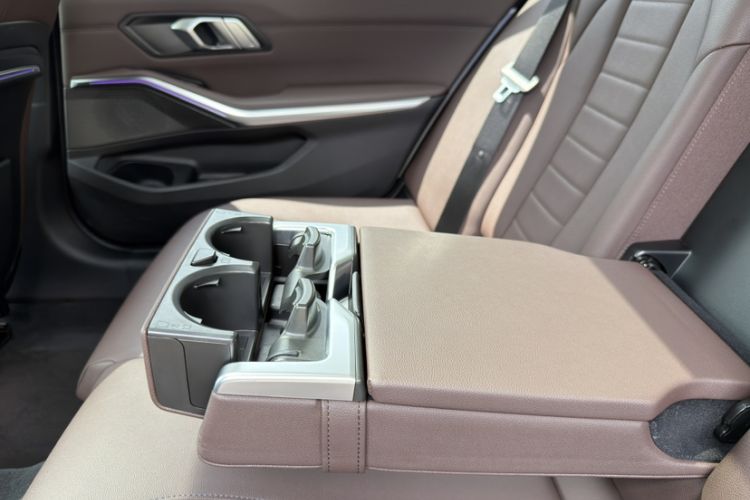 Used BMW 3 Series 2020 325Li First Edition Interior 3