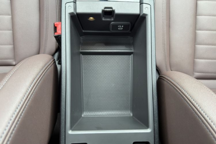 Used BMW 3 Series 2020 325Li First Edition Interior 4