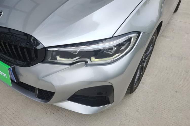 Used BMW 3 Series 2020 Restyled 325i M Sport Night Edition Package Left Front Headlight
