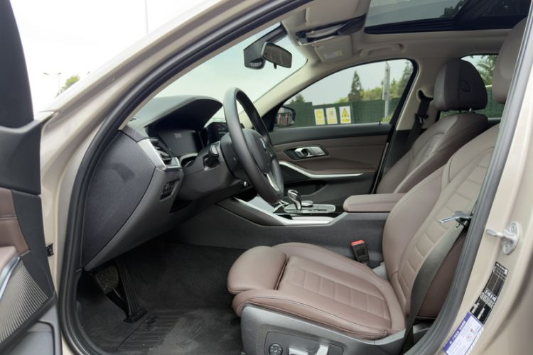 Used BMW 3 Series 2020 325Li First Edition Left Front Seat