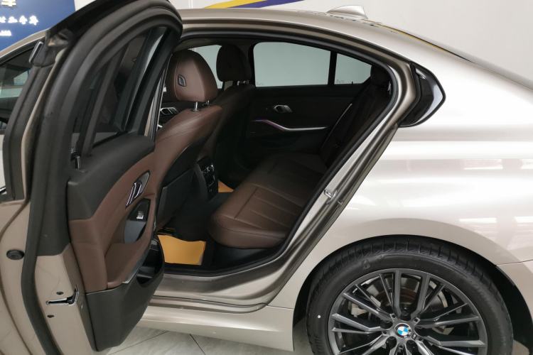 Used BMW 3 Series 2020 Restyled 325i M Sport Night Edition Package Left Rear Seat