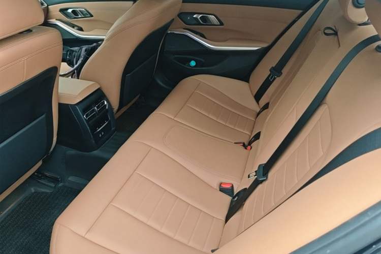 Used BMW 3 Series 2020 330i M Sport Night Edition Left Rear Seat