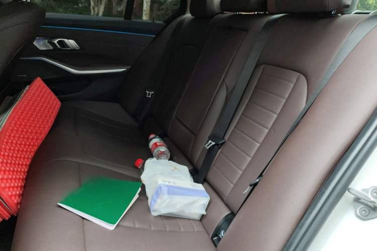 Used BMW 3 Series 2020 Restyled 325i M Sport Night Edition Package Left Rear Seat