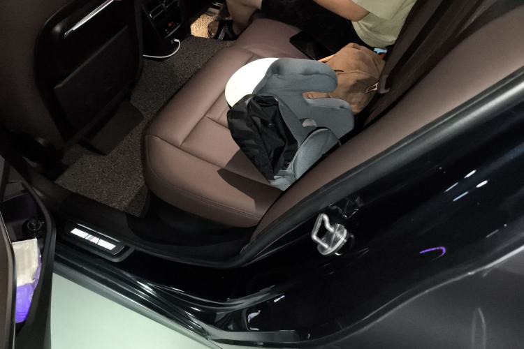 Used BMW 3 Series 2020 Facelifted 325Li M Sport Night Edition Package Left Rear Seat