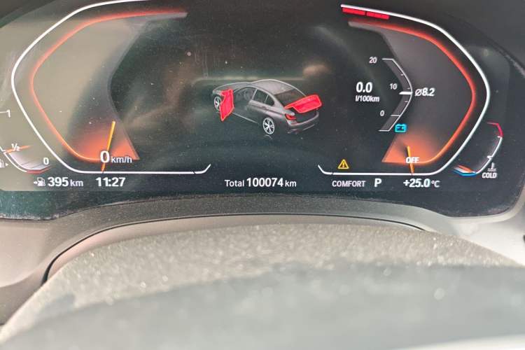Used BMW 3 Series 2020 320Li M Sport Package Odometer Close Up