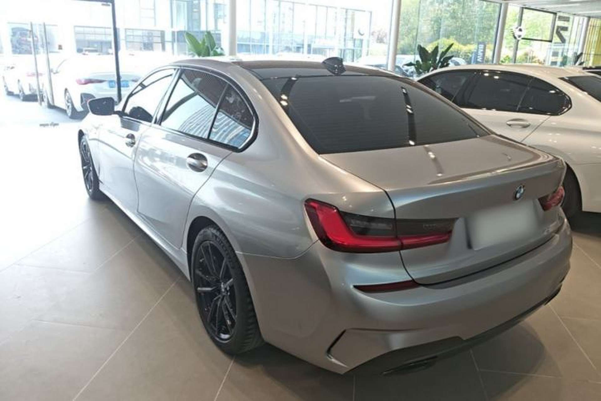 Used BMW 3 Series 2020 320Li M Sport Package Rear Left 45 Deg
