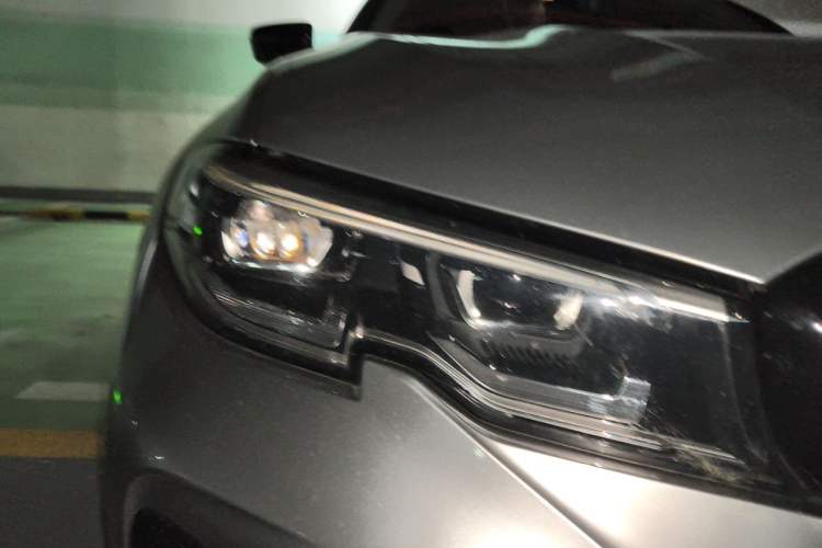 Used BMW 3 Series 2020 Facelifted 325Li M Sport Night Edition Package Right Front Headlight