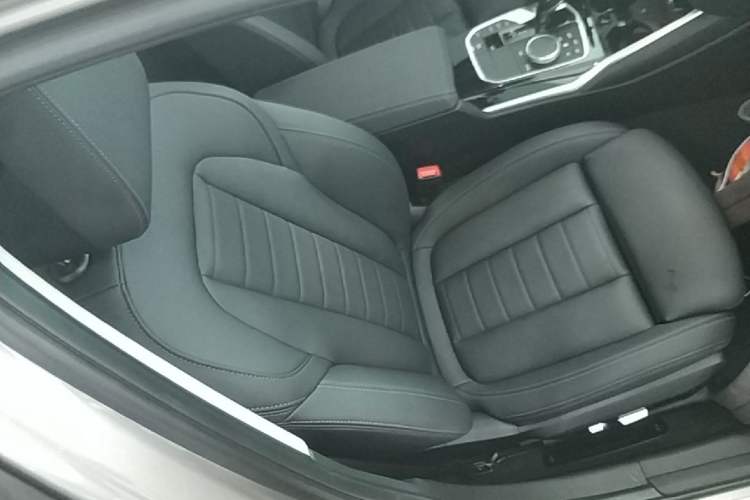 Used BMW 3 Series 2020 325Li First Edition Right Front Seat