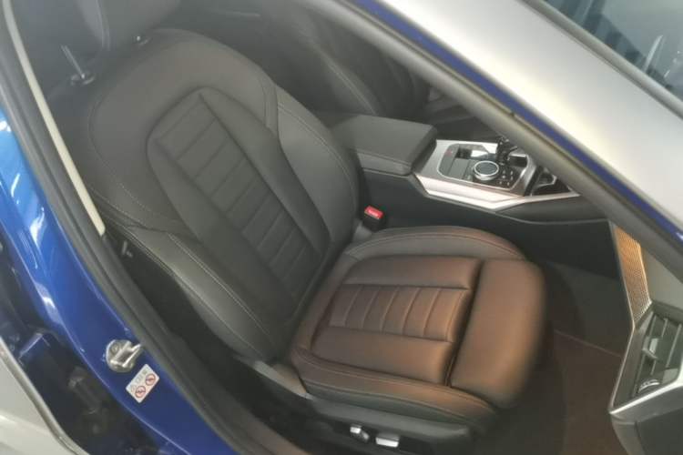 Used BMW 3 Series 2020 Restyled 325Li M Sport Package Right Front Seat
