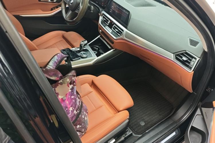 Used BMW 3 Series 2020 330i M Sport Night Edition Right Front Seat