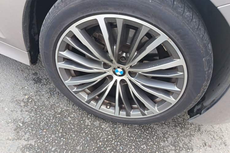 Used BMW 3 Series 2020 325Li First Edition Right Front Wheel Hub
