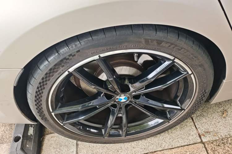Used BMW 3 Series 2020 330i M Sport Night Edition Right Rear Wheel Hub