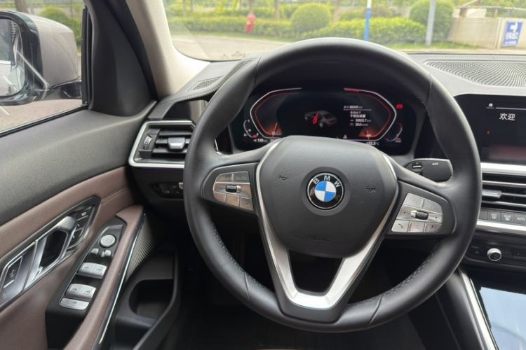 Used BMW 3 Series 2020 325Li First Edition Steering Wheel