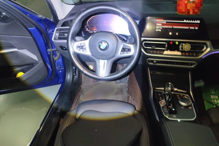 Used BMW 3 Series 2020 325Li First Edition Steering Wheel