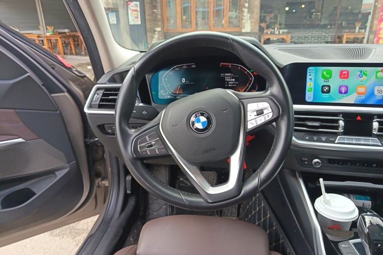 Used BMW 3 Series 2020 325Li First Edition Steering Wheel