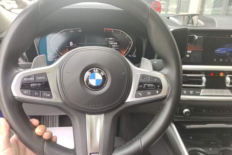 Used BMW 3 Series 2020 Restyled 325i M Sport Night Edition Package Steering Wheel