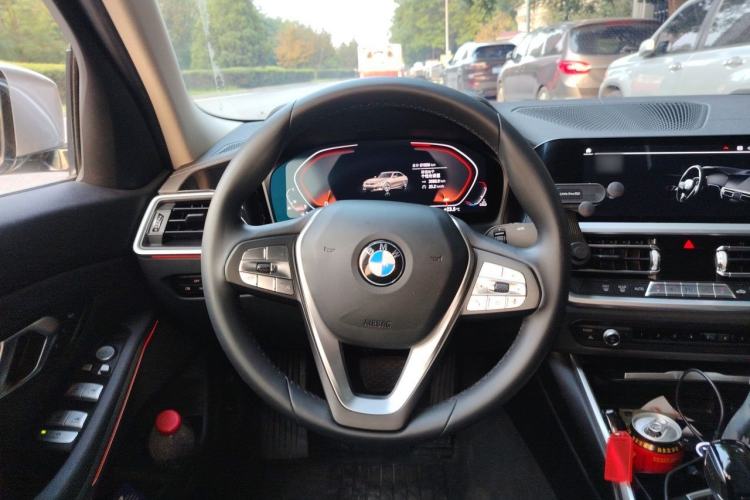 Used BMW 3 Series 2020 325Li First Edition Steering Wheel