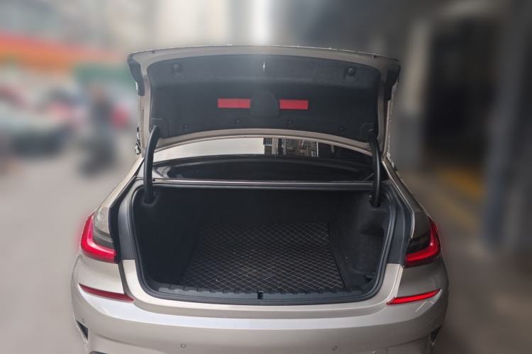 Used BMW 3 Series 2020 320Li M Sport Package Trunk