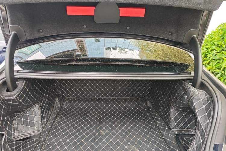 Used BMW 3 Series 2020 330i M Sport Night Edition Trunk
