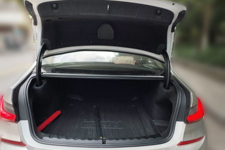 Used BMW 3 Series 2020 Restyled 325i M Sport Night Edition Package Trunk