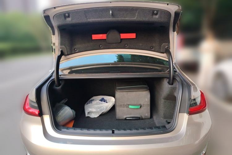 Used BMW 3 Series 2020 325Li First Edition Trunk
