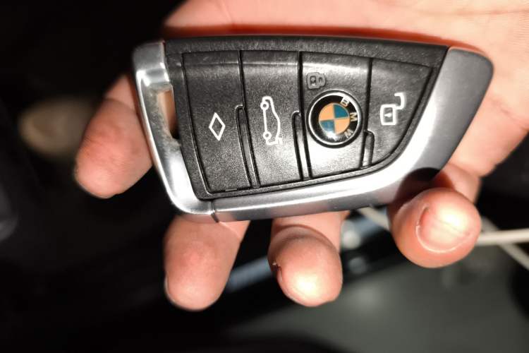 Used BMW 3 Series 2020 Facelifted 325Li M Sport Night Edition Package Vehicle Key