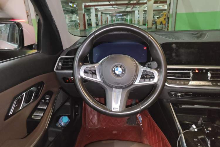 Used BMW 3 Series 2020 325Li M Sport Package Steering Wheel