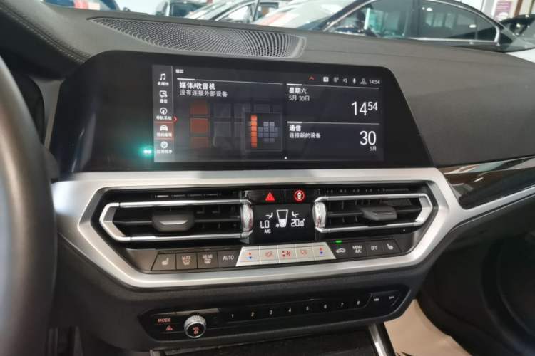 Used BMW 3 Series 2020 Restyled 325Li M Sport Package Audio And AC Panel