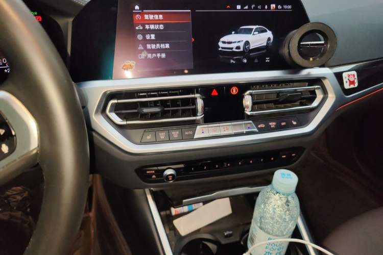 Used BMW 3 Series 2020 Restyled 325Li M Sport Package Audio And AC Panel