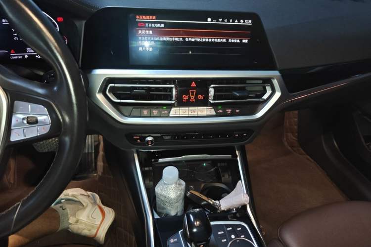 Used BMW 3 Series 2020 325Li First Edition Audio And AC Panel