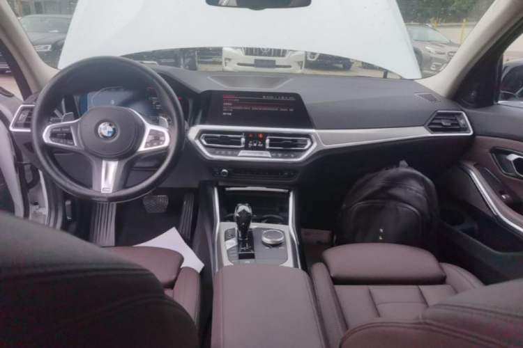 Used BMW 3 Series 2020 Facelifted 325Li M Sport Night Edition Package Audio And AC Panel