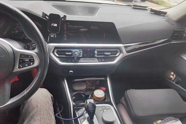 Used BMW 3 Series 2020 320Li M Sport Package Audio And AC Panel