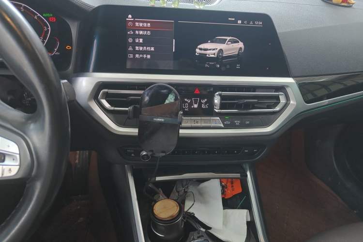 Used BMW 3 Series 2020 325Li First Edition Audio And AC Panel