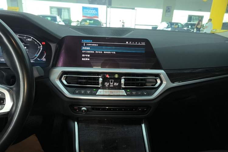 Used BMW 3 Series 2020 Facelifted 325Li xDrive M Sport Package Audio And AC Panel