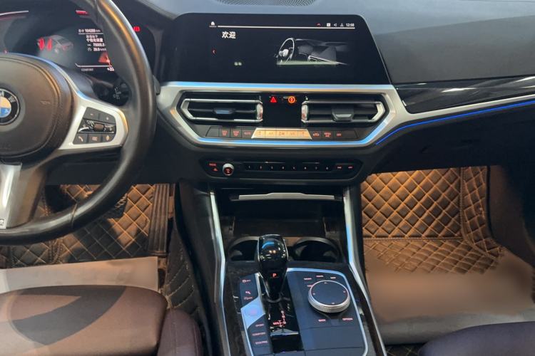 Used BMW 3 Series 2020 325Li M Sport Package Audio And AC Panel